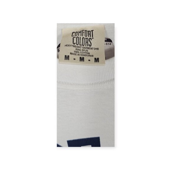 🛍️ Comfort Colors Cape Cod Shark T-Shirt - Men's Medium - White - Picture 7 of 9